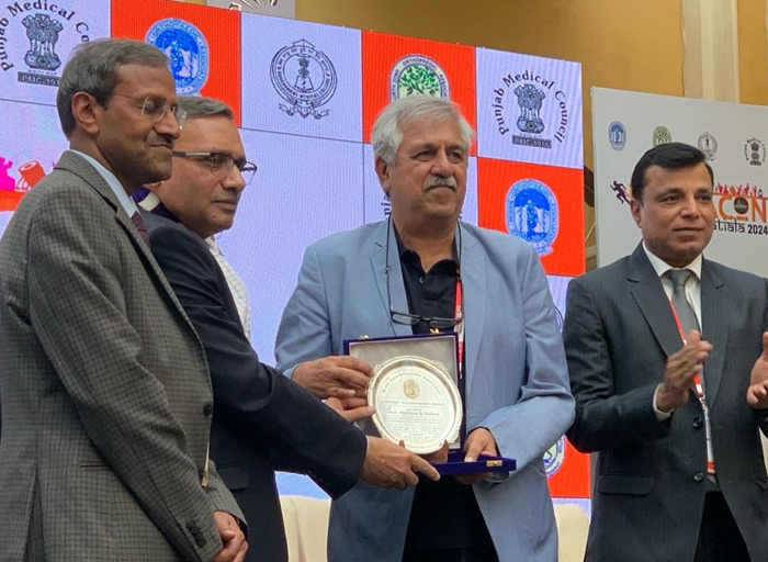 Renowned Orthopaedic Surgeon, Dr. Mandeep Dhillon, Honored with Lifetime Achievement Award by North Zone Orthopaedic Association